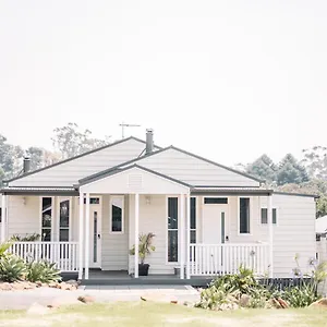**** Hotel Hampton Estate Wines Australia